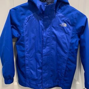 North Face boys rain jacket. Size 7/8, blue